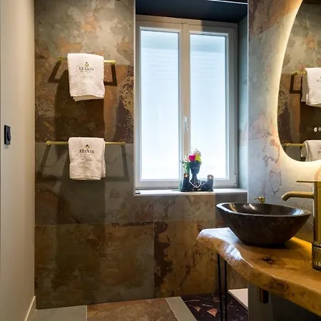 Elixir Du Desir Apartment