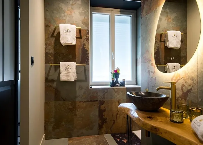 Elixir Du Desir アパート